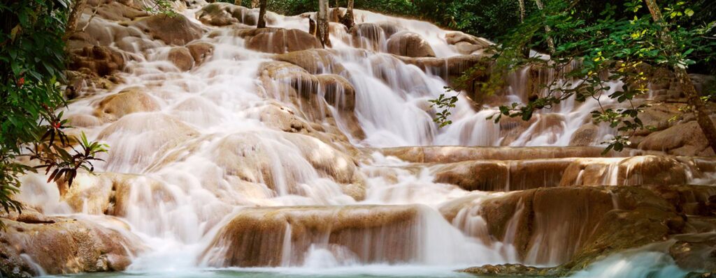 sandals dunnes river